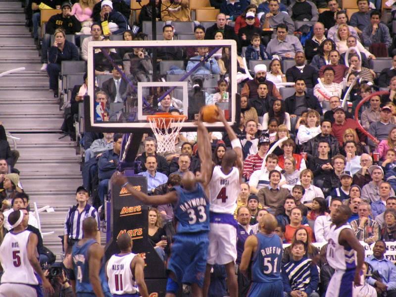 Raptors - 02.04.2005 178.jpg